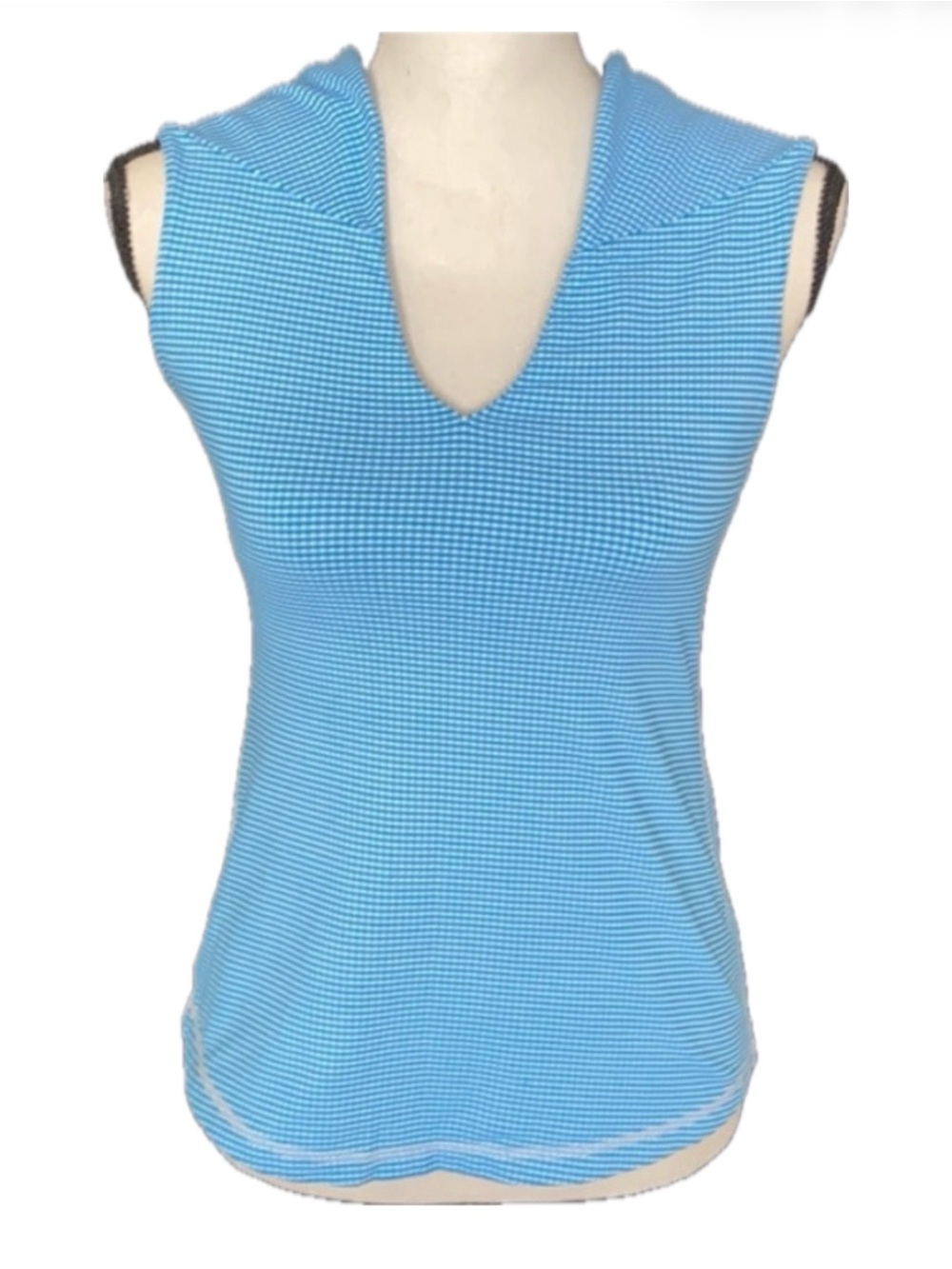 *****lululemon athletica ***** turquoise  & White Gingham Activewear Tank top.